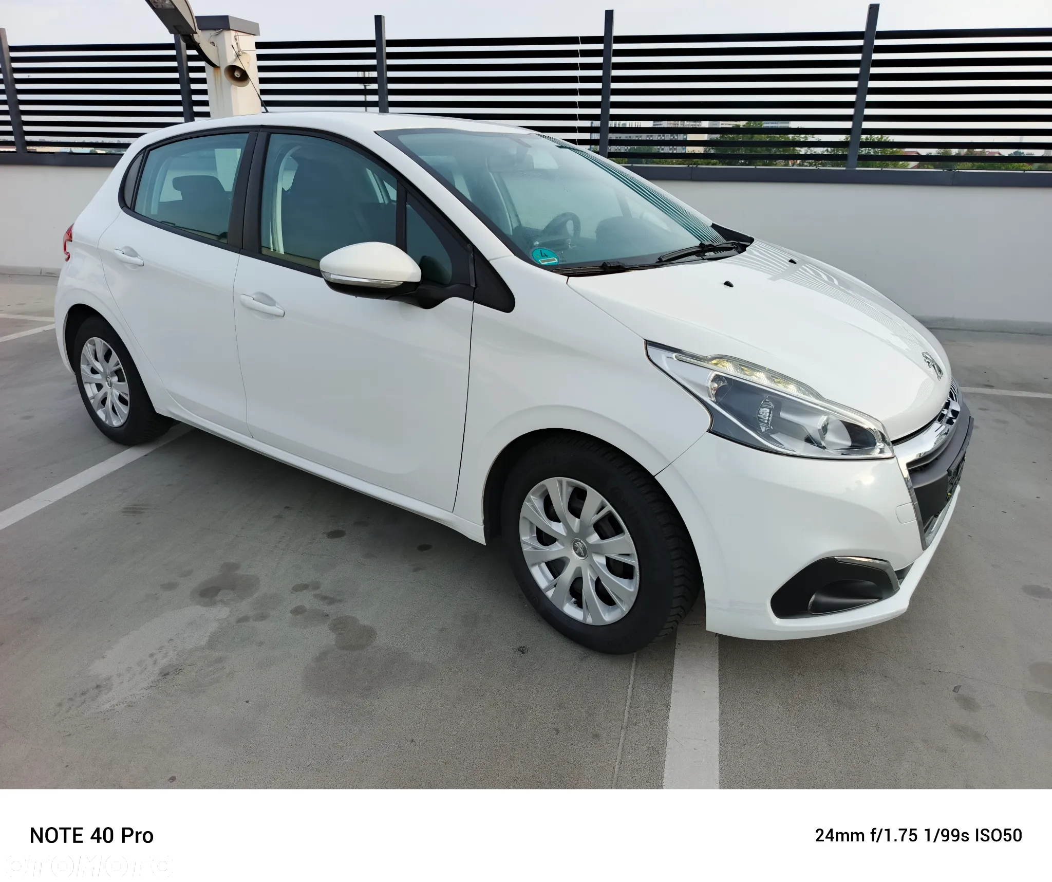 Peugeot 208 1.2 PureTech GPF Allure S&S - 4