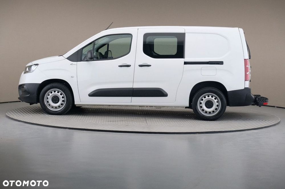 Toyota ProAce 1.2 D-4t 130KM A/t Long Active - 4