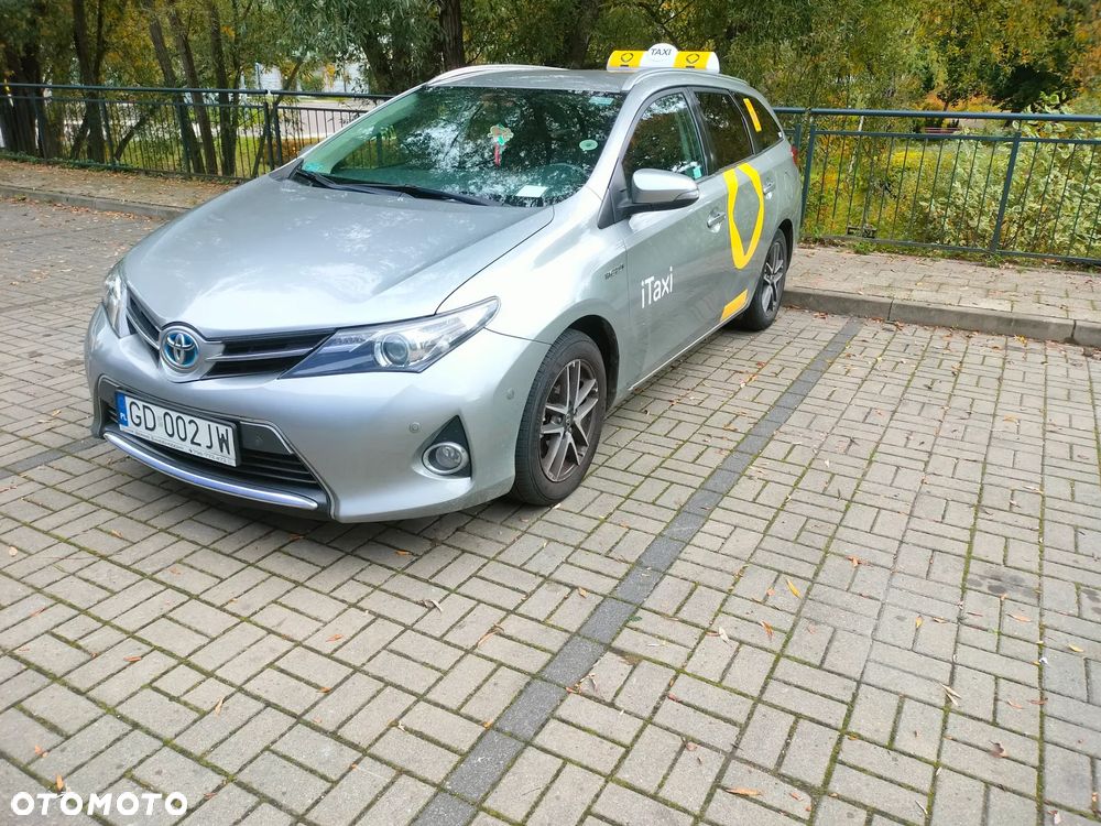 Toyota Auris 1.8 HSD Luna - 10
