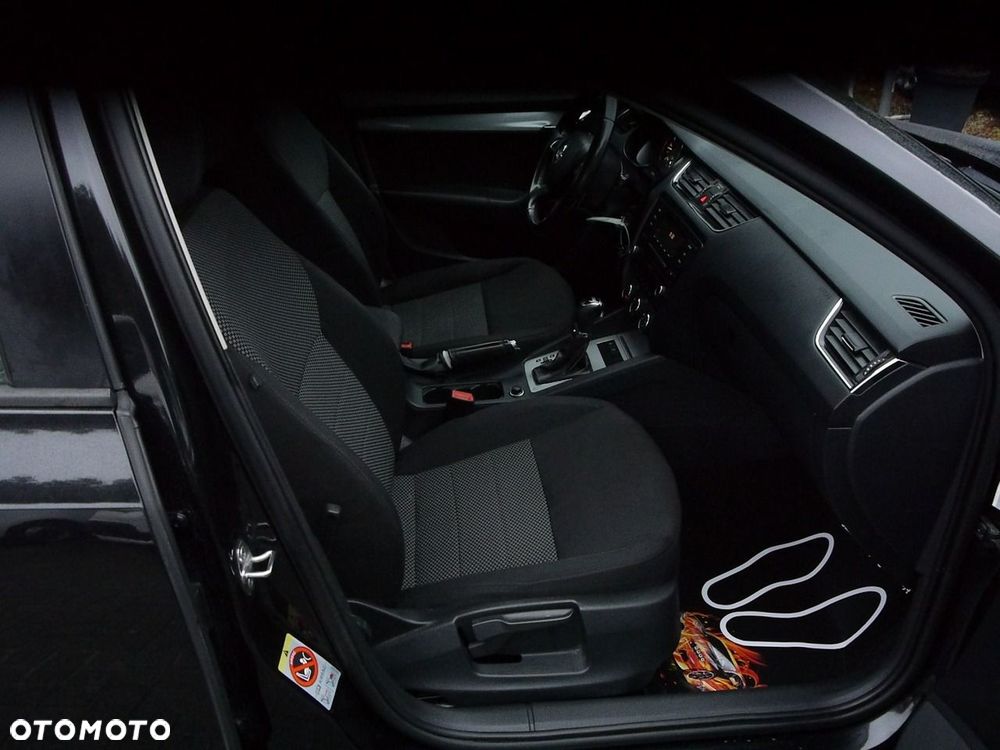Skoda Octavia 1.6 TDI Family DSG - 28