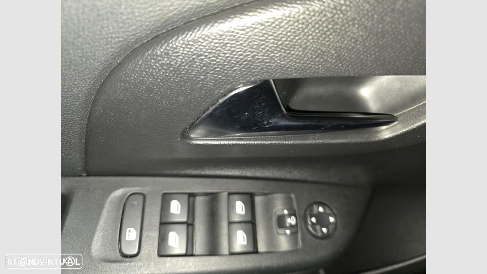 Opel Corsa 1.2 T GS - 11