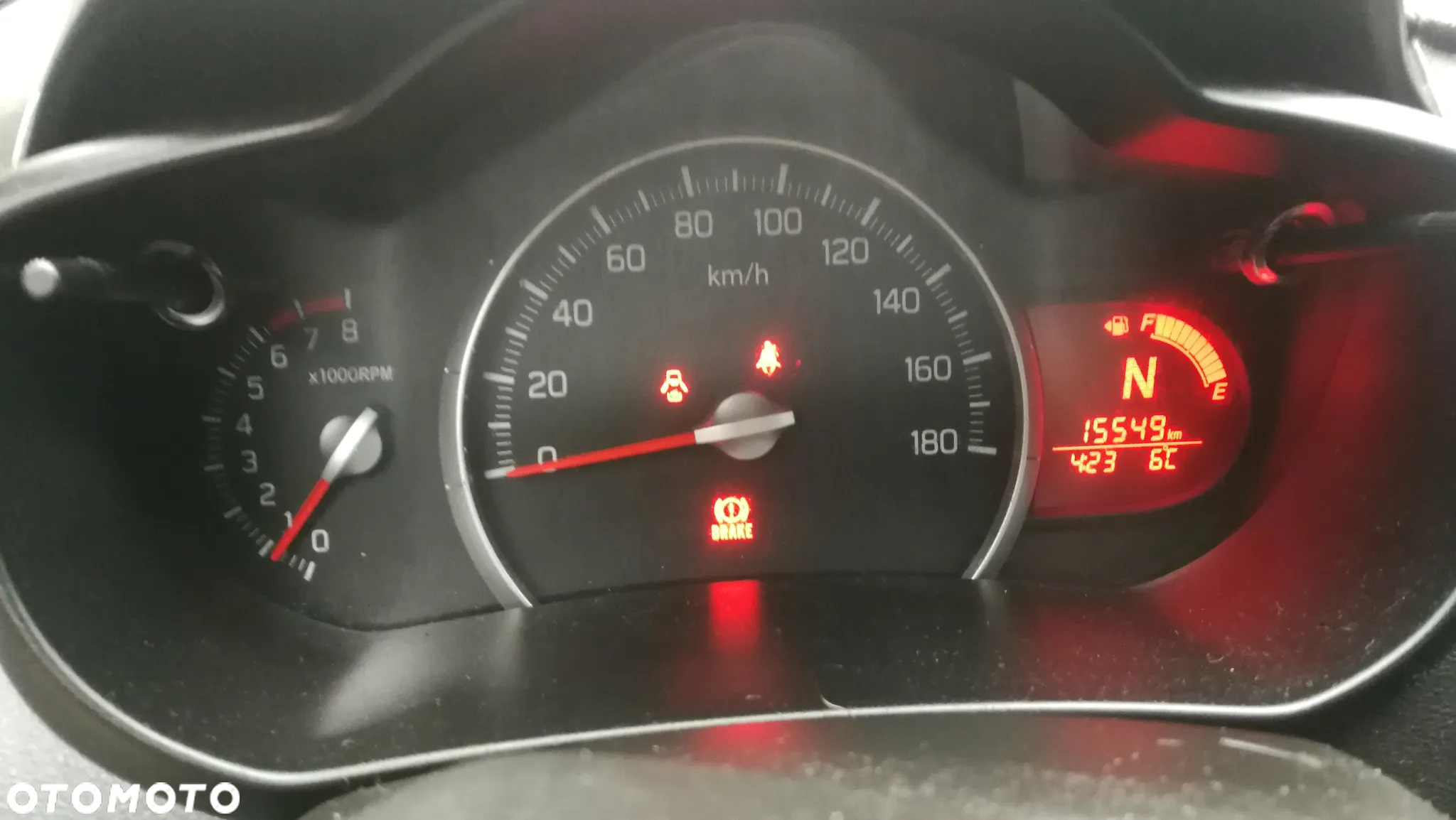 Suzuki Celerio 1.0 Comfort AGS - 8