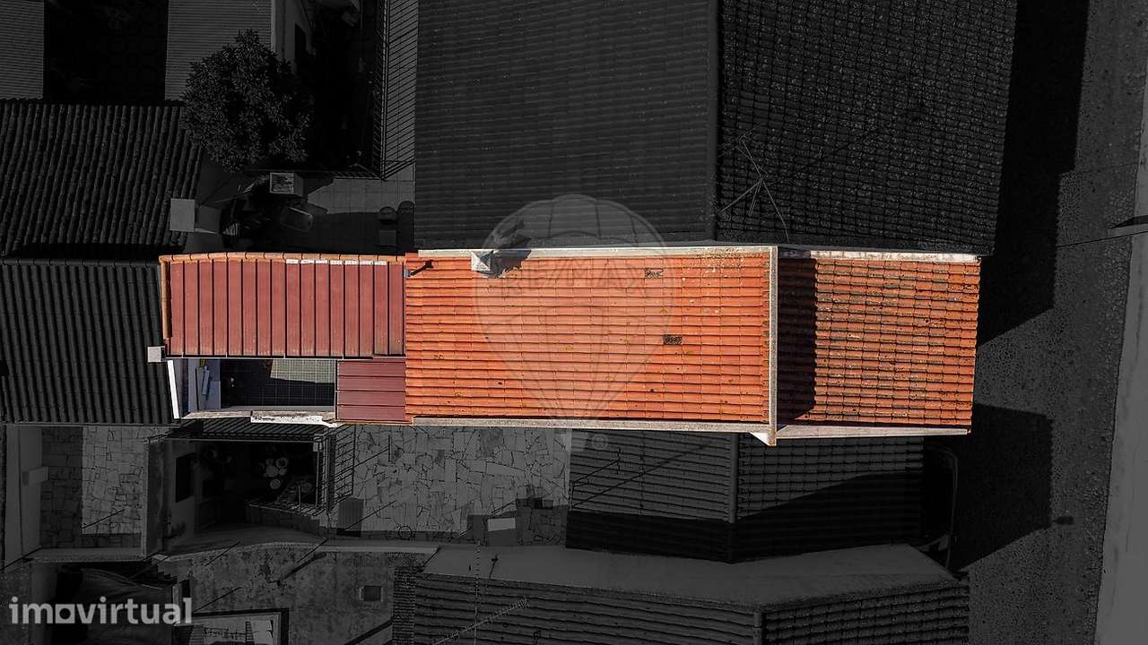 Moradia T2 para venda - Grande imagem: 2/32