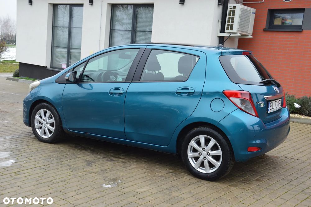 Toyota Yaris - 11
