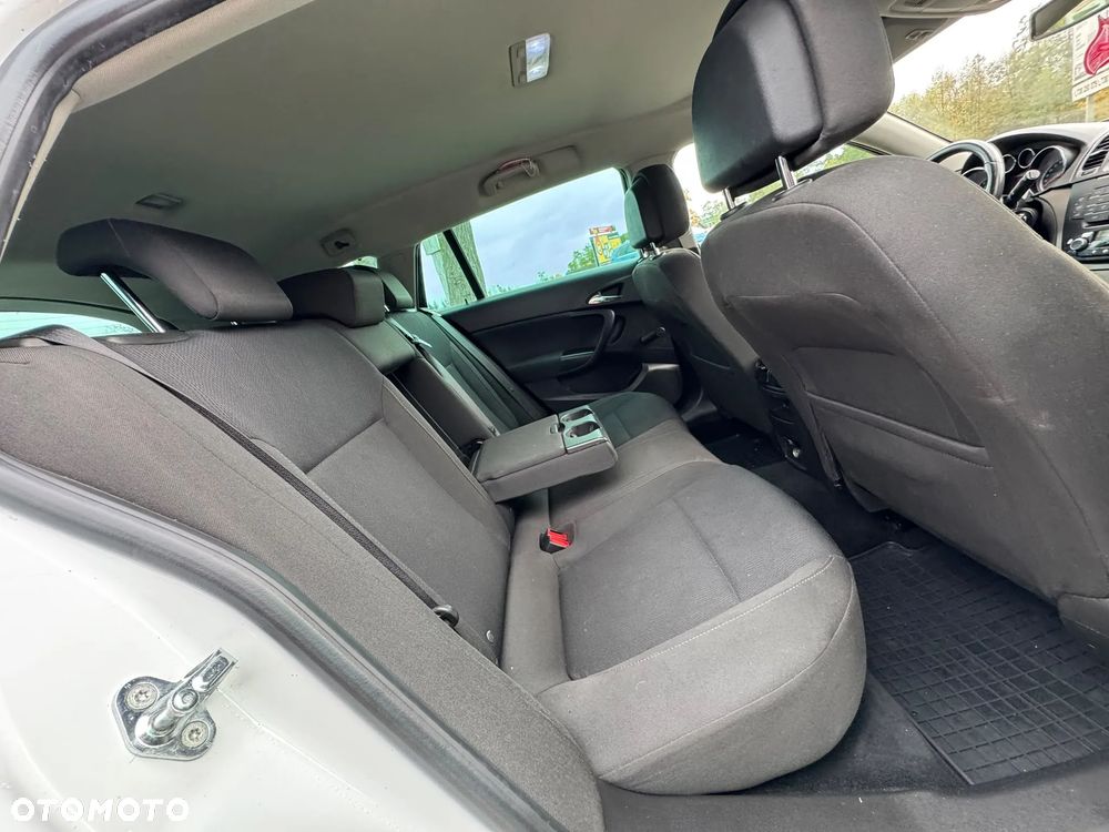 Opel Insignia 2.0 CDTI Active - 20