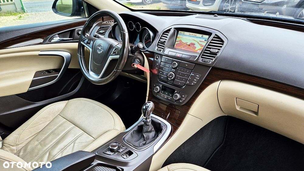 Opel Insignia 1.4 T Cosmo S&S - 38
