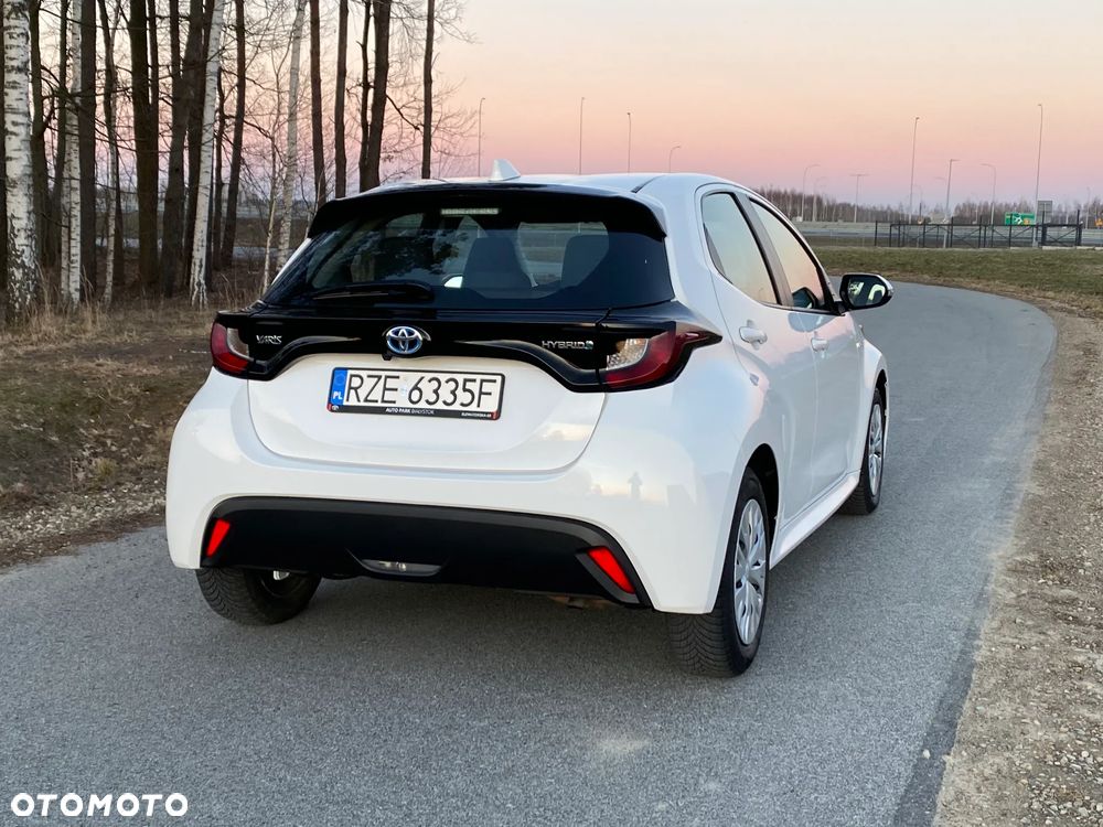 Toyota Yaris - 5
