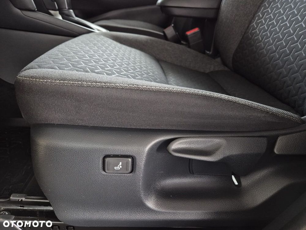 Toyota Yaris Cross Hybrid 1.5 Comfort 4x4 - 11
