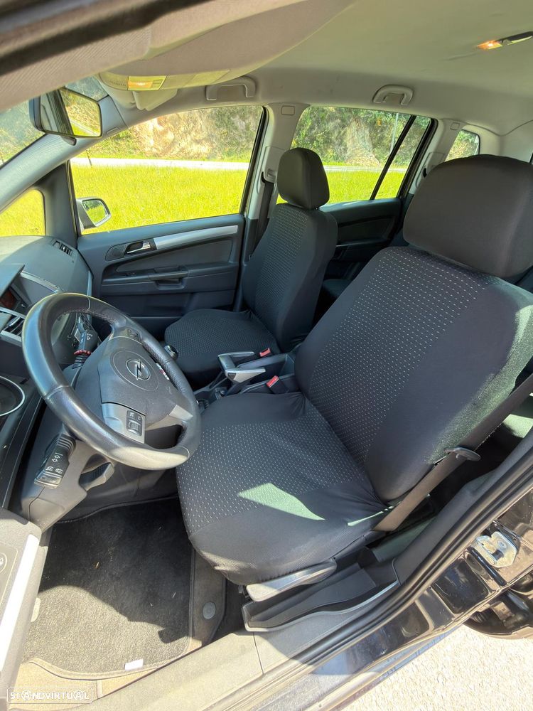 Opel Zafira 1.9 CDTI - 6