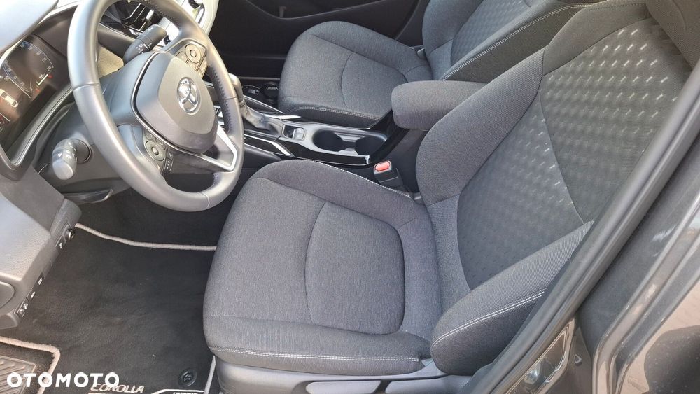 Toyota Corolla 1.8 Hybrid Comfort - 11