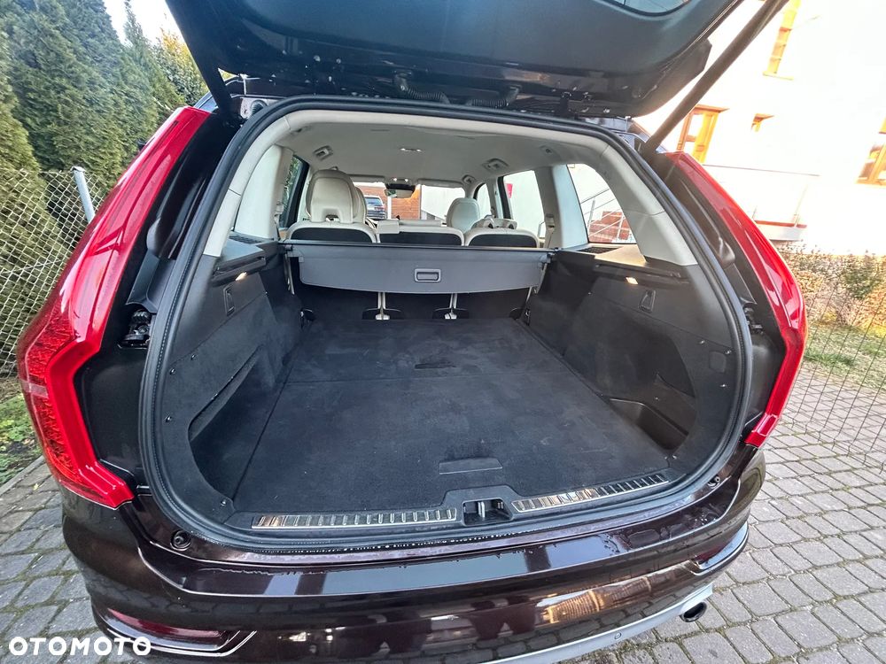 Volvo XC 90 D5 AWD Kinetic - 12