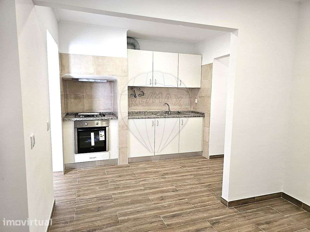 Apartamento T2 para arrendamento - Grande imagem: 2/20
