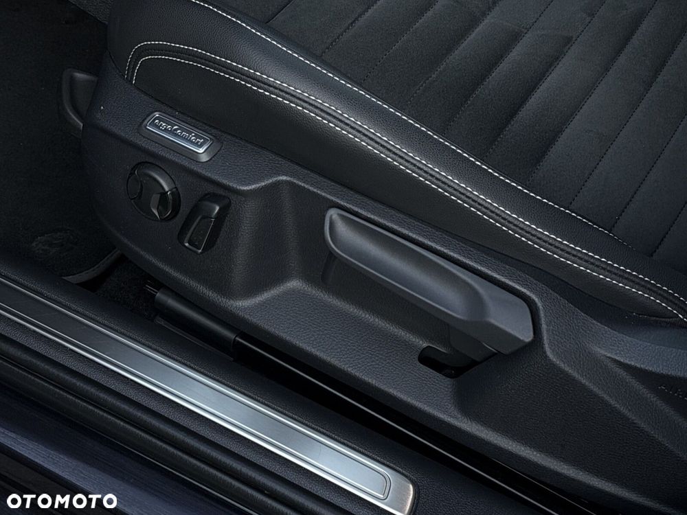 Volkswagen Passat - 11