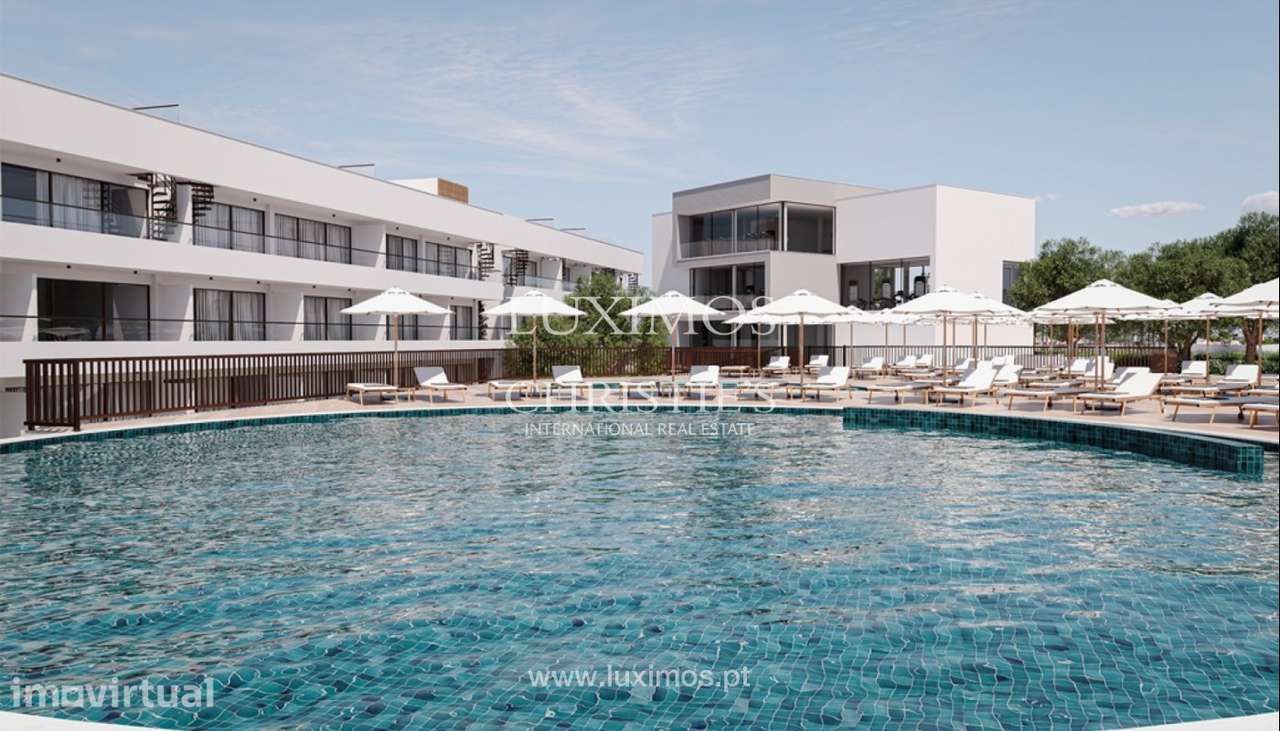 Apartamento T2 mobilado à venda no The Court em Carvoeiro, Algarve