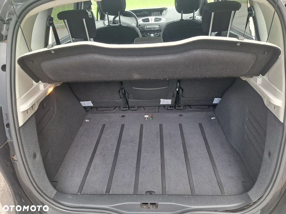 Renault Scenic - 19