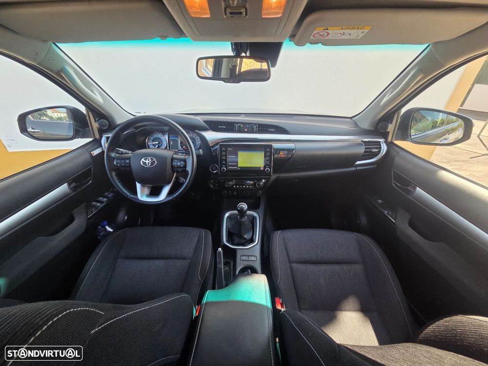 Toyota Hilux 2.4 D-4D 4WD CD CM - 15