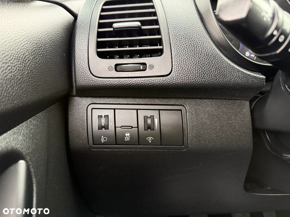 Hyundai ix20 1.4 Comfort - 18