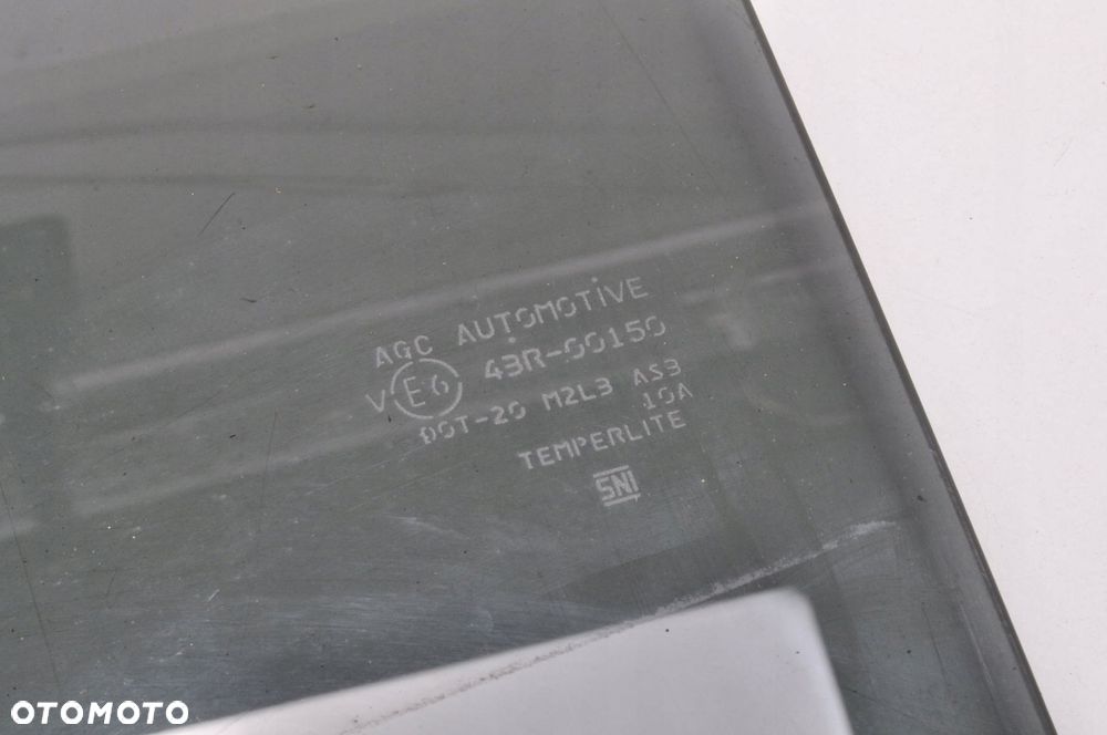 MITSUBISHI ECLIPSE CROSS SZYBA LEWA TYLNA - 3