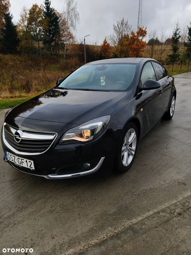 Opel Insignia - 1
