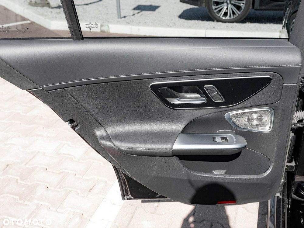 Mercedes-Benz Klasa C - 27