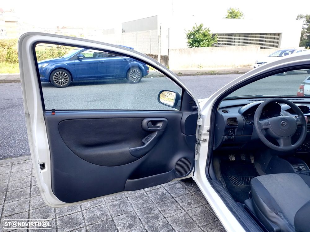 Opel CORSA - 19