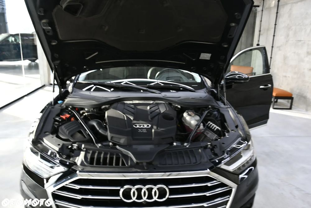 Audi A8 L 55 TFSI mHEV Quattro Tiptr - 36