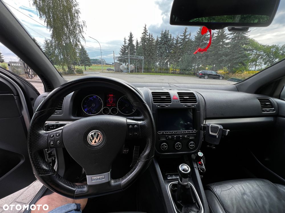 Volkswagen Golf V 2.0 TSI GTI - 11