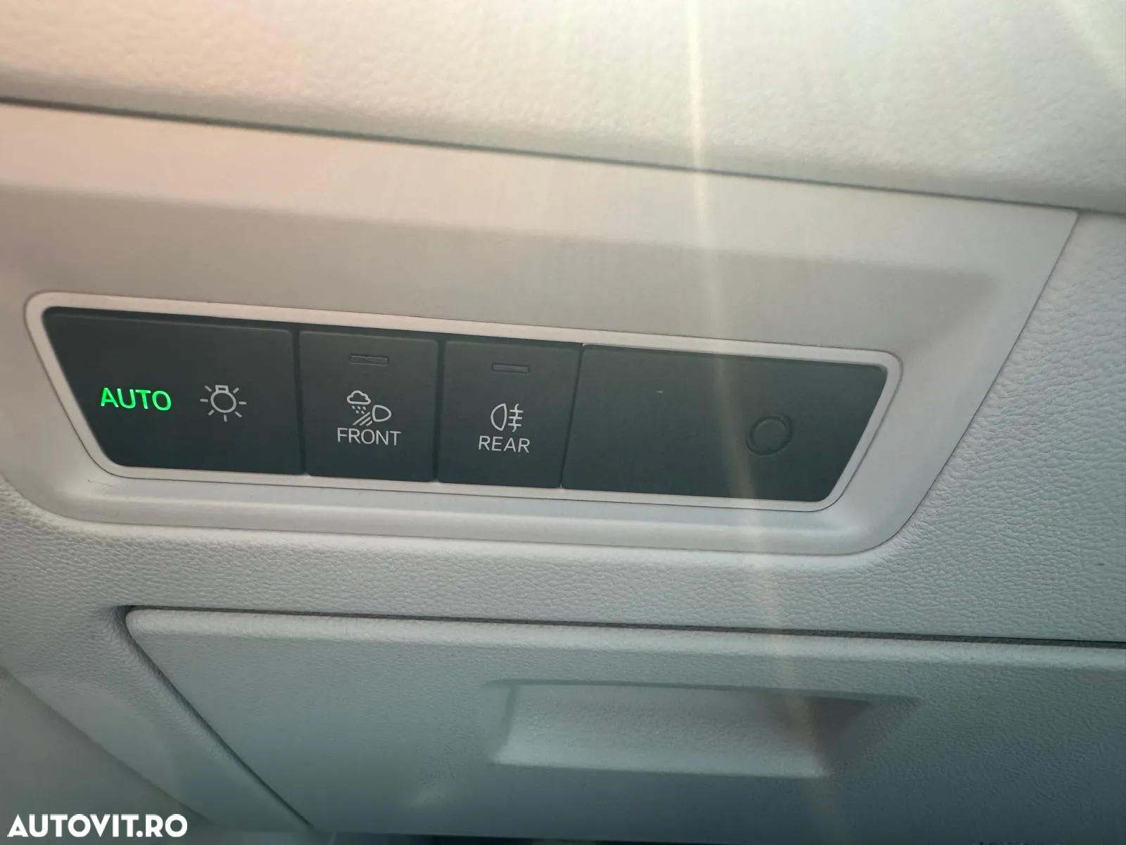 Volkswagen Touareg V6 TSI eHybrid PHEV Elegance - 36