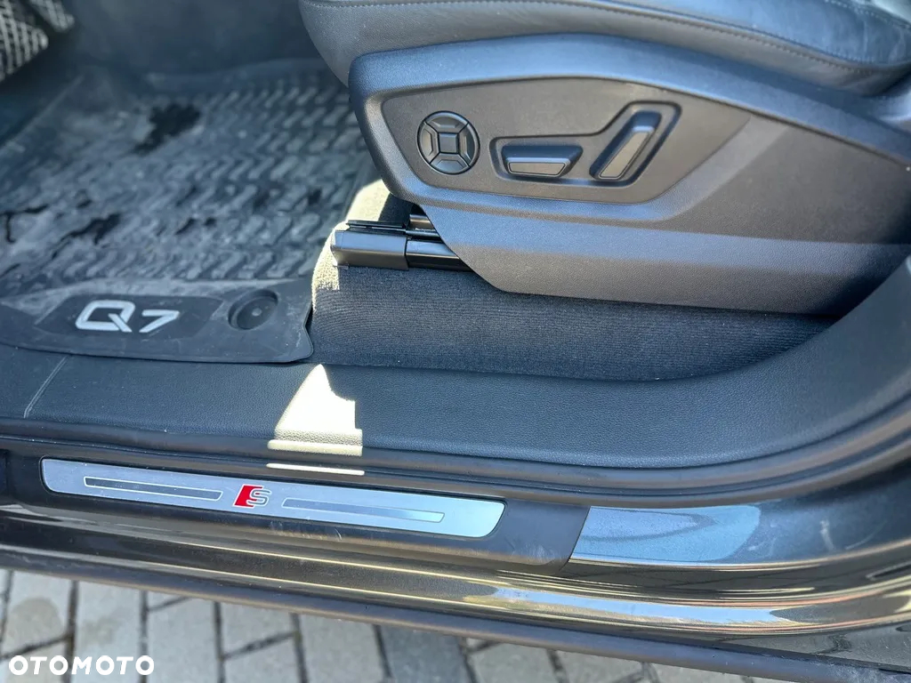 Audi Q7 - 23