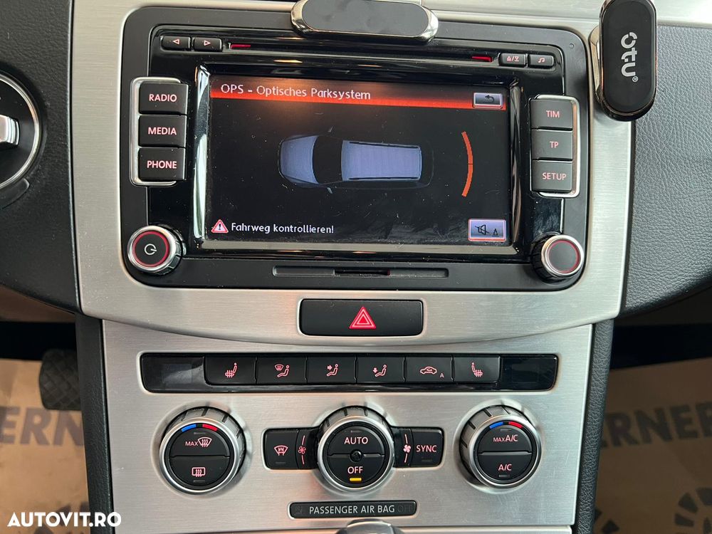 Volkswagen Passat - 10