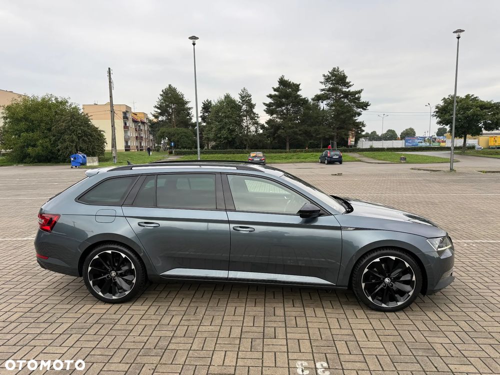 Skoda Superb 2.0 TDI DSG Sportline - 4
