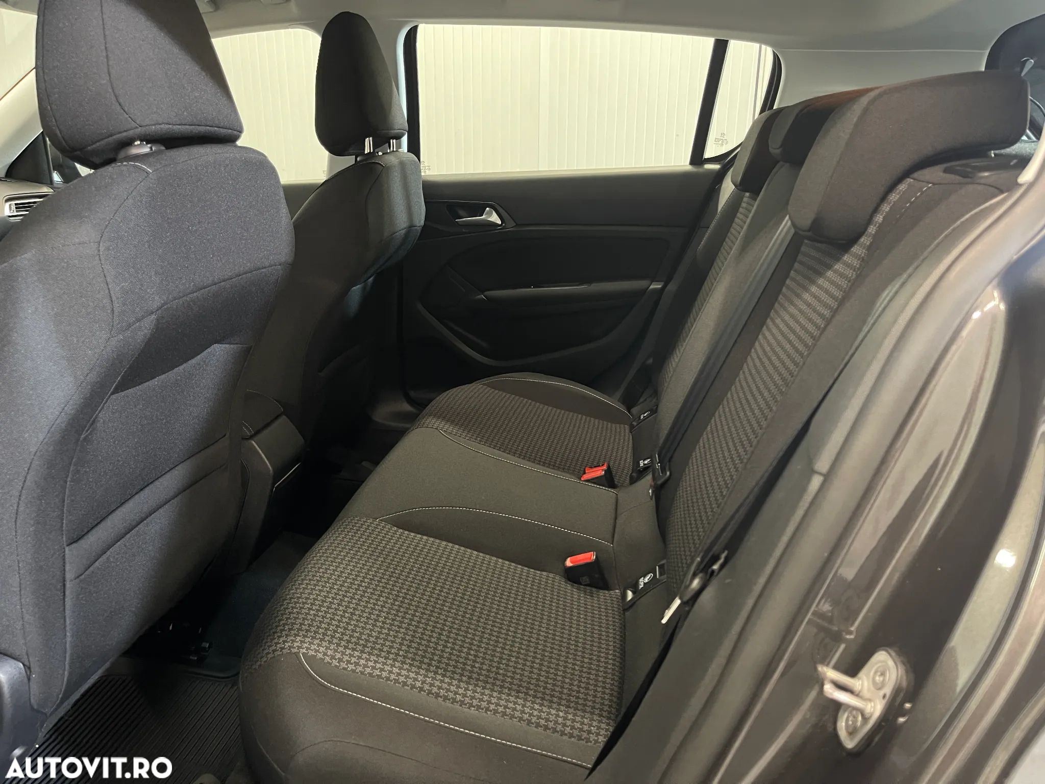 Peugeot 308 1.5 BlueHDi FAP STT EAT8 Active Pack - 11