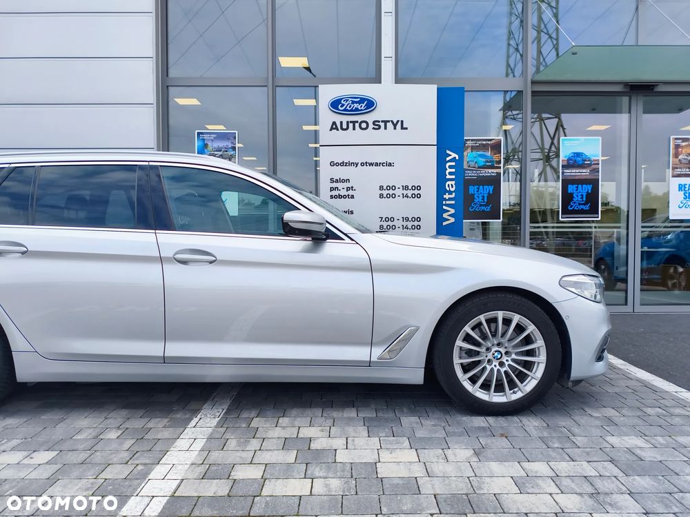 BMW Seria 5 520d Luxury Line - 41