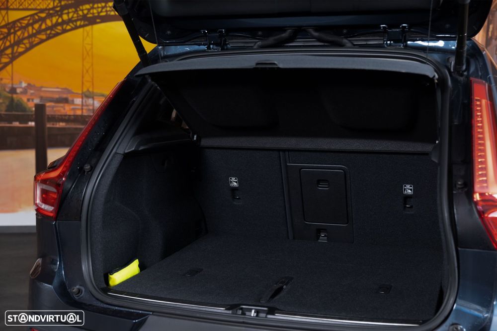 Volvo XC 40 2.0 D3 Inscription - 10