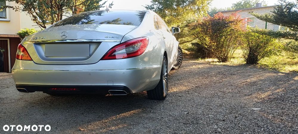 Mercedes-Benz CLS 350 CDI DPF 4Matic BlueEFFICIENCY 7G-TRONIC - 4