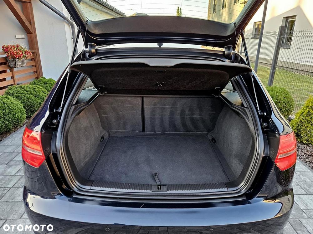 Audi A3 Sportback 1.8 TFSI quattro Ambiente - 23