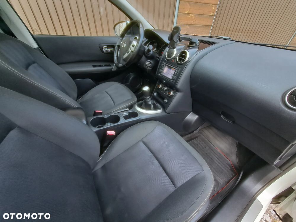 Nissan Qashqai 1.6 DCi Tekna - 22