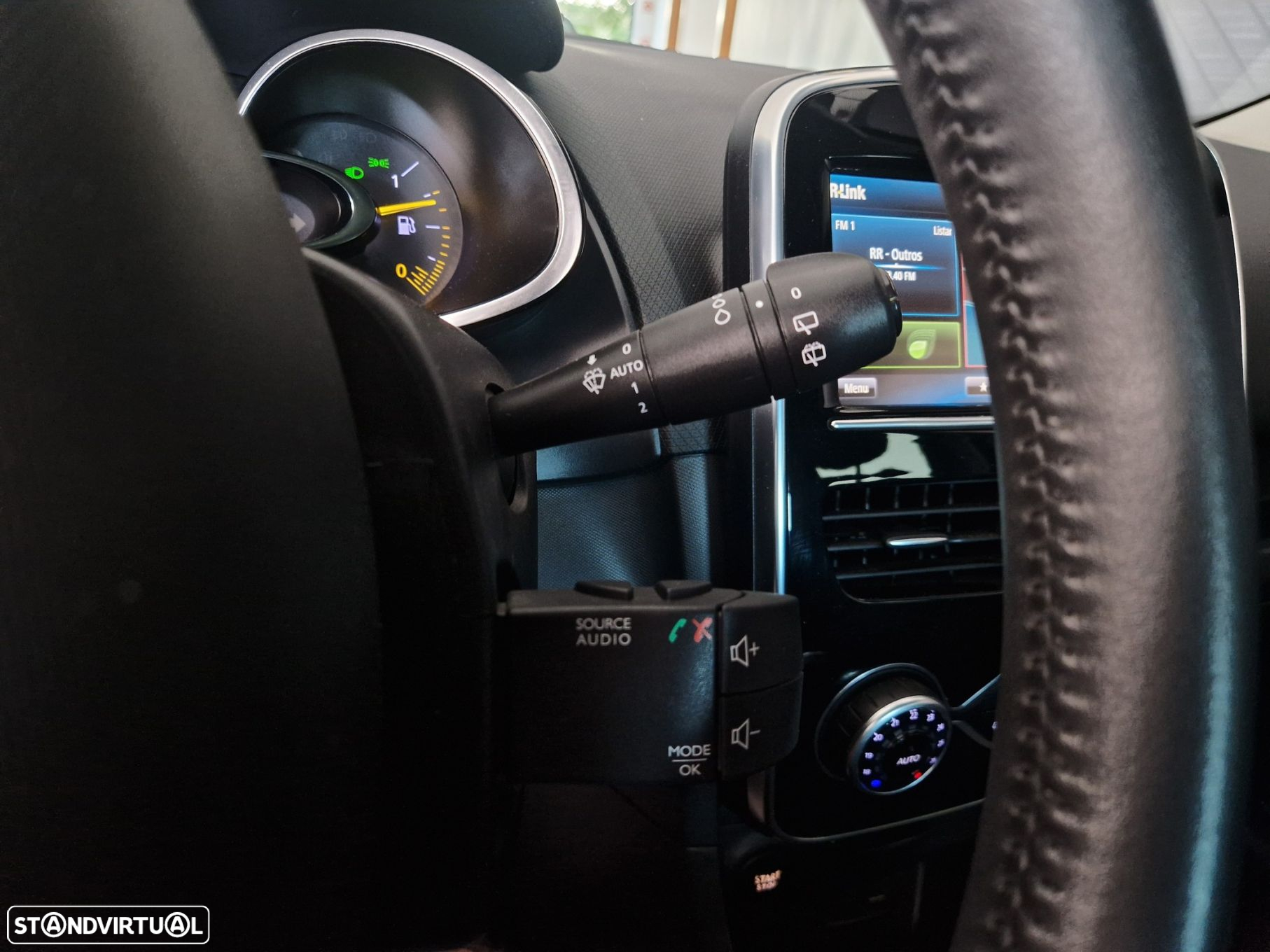 Renault Clio 0.9 TCE Dynamique S - 19