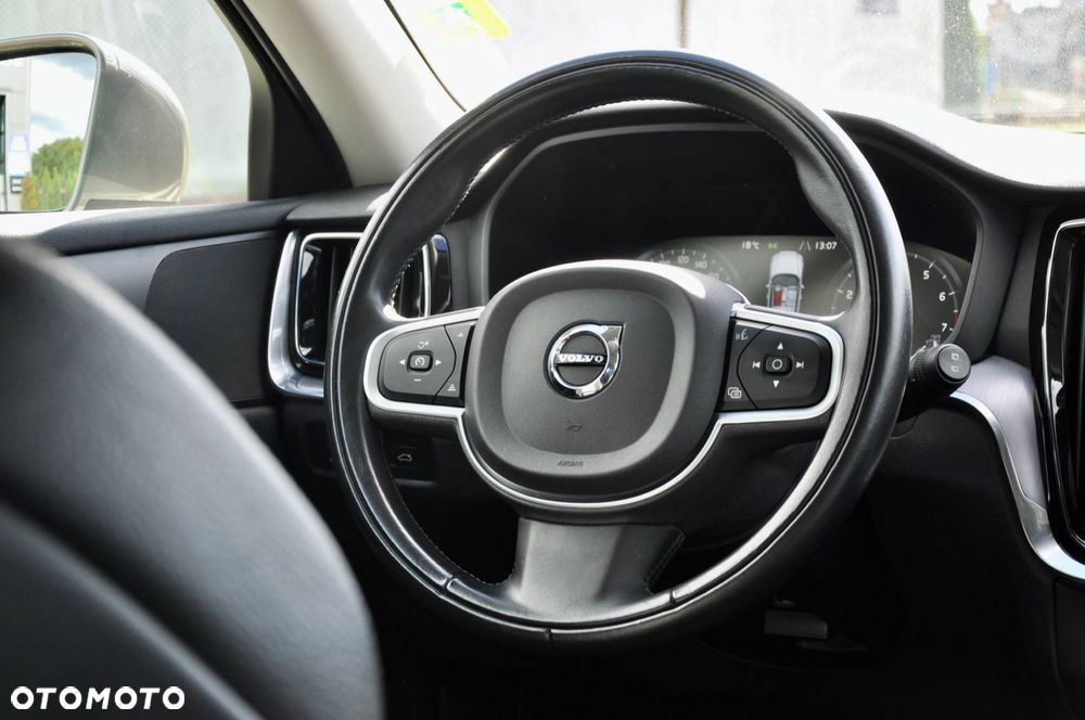 Volvo V60 B3 B Geartronic Momentum - 23
