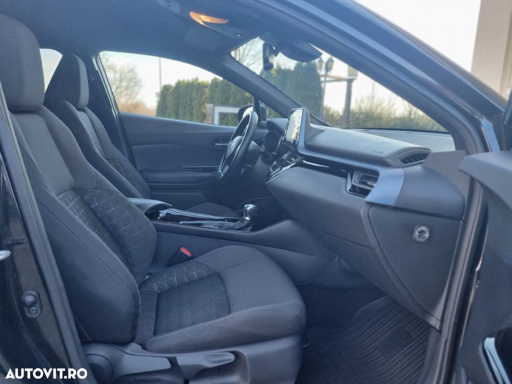 Toyota C-HR 1.8 HSD 122 CP 4x2 CVT Style - 15