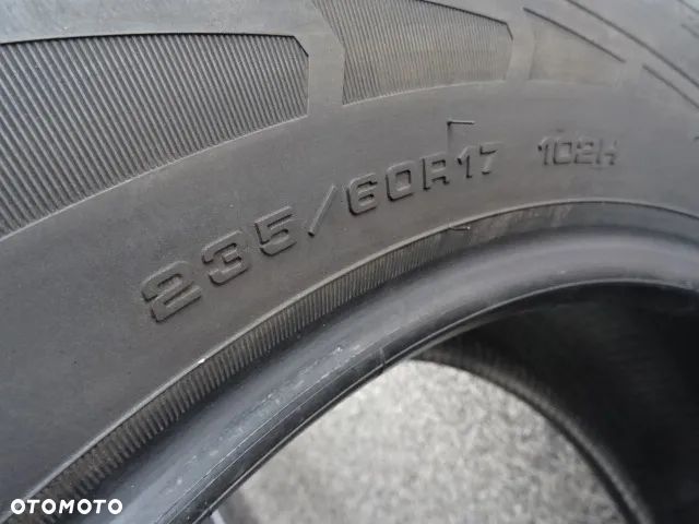 235/60/R17 102H GOODYEAR ULTRA GRIP PERFORMANCE GEN-1 - 10