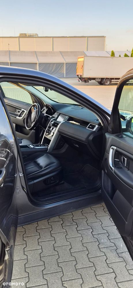 Land Rover Discovery Sport 2.0 TD4 HSE - 12