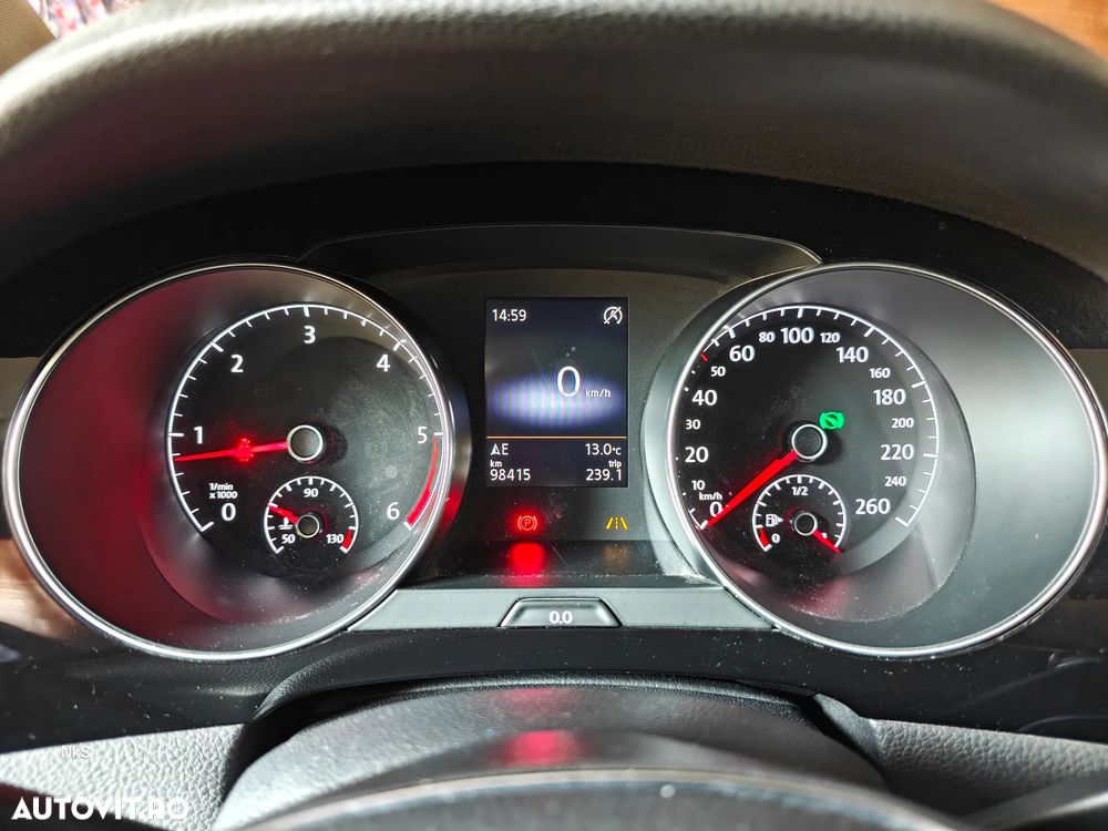 Volkswagen Golf Sportsvan 1.6 TDI DPF DSG BMT Highline - 28