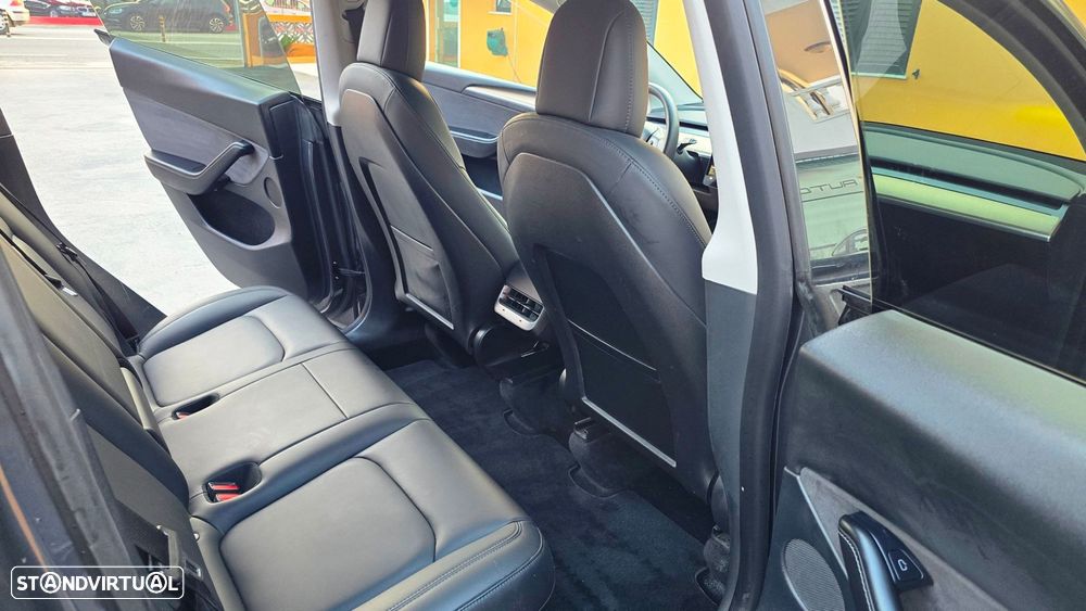 Tesla Model Y Long Range Tração Integral - 12