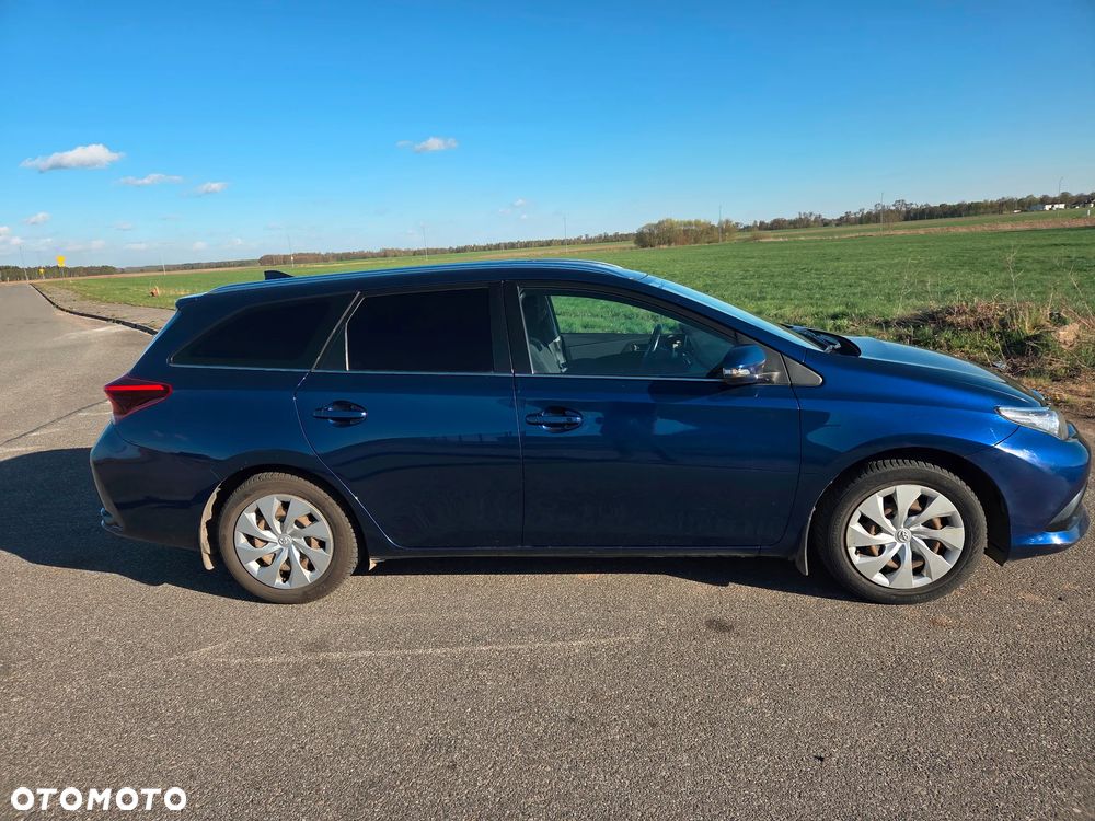 Toyota Auris 1.6 Comfort - 6