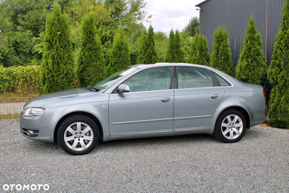 Audi A4 Limousine 2.0 T FSI quattro tiptronic - 7