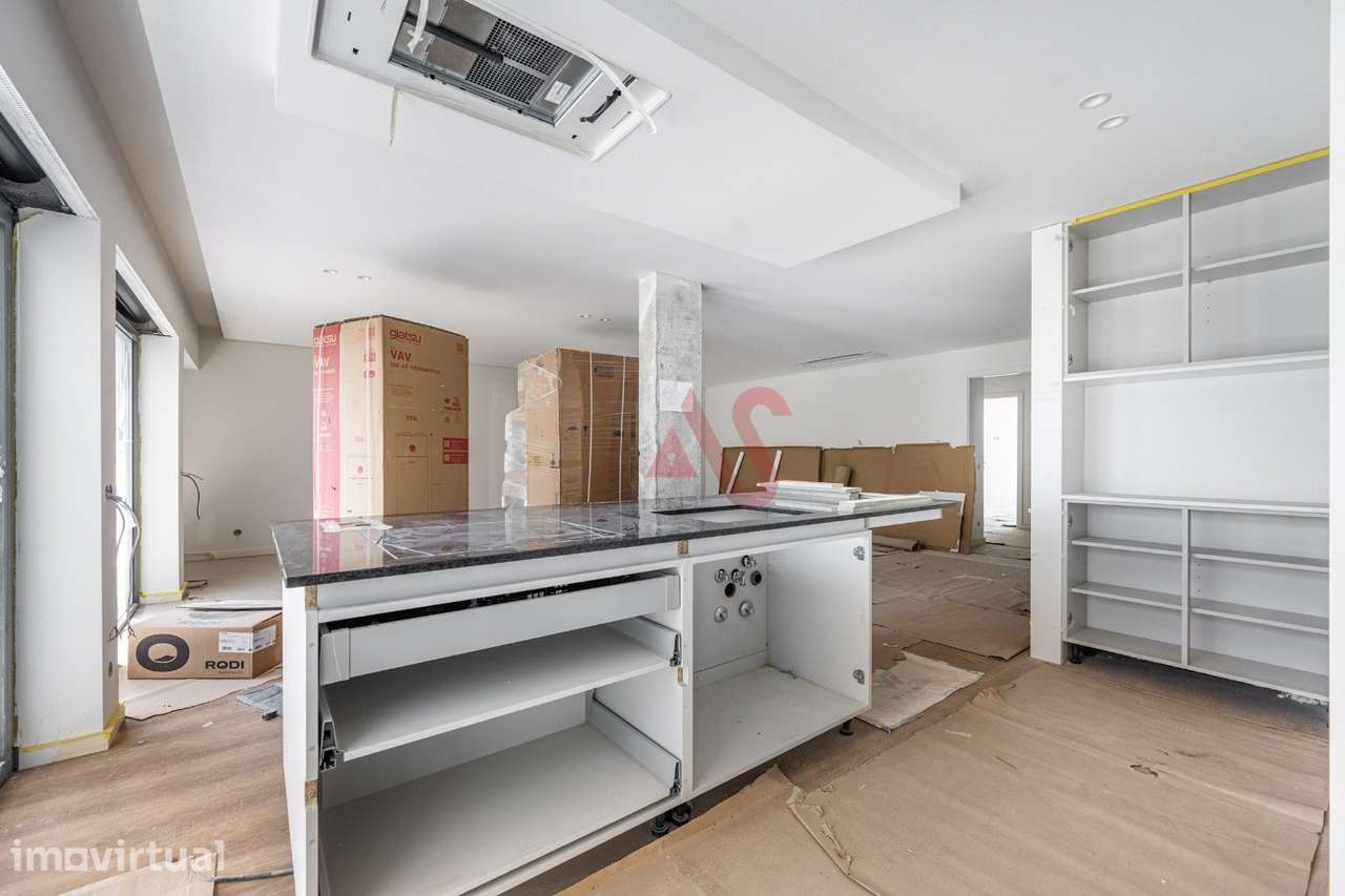 APARTAMENTO T2 NO CENTRO DE FELGUEIRAS - Grande imagem: 3/15
