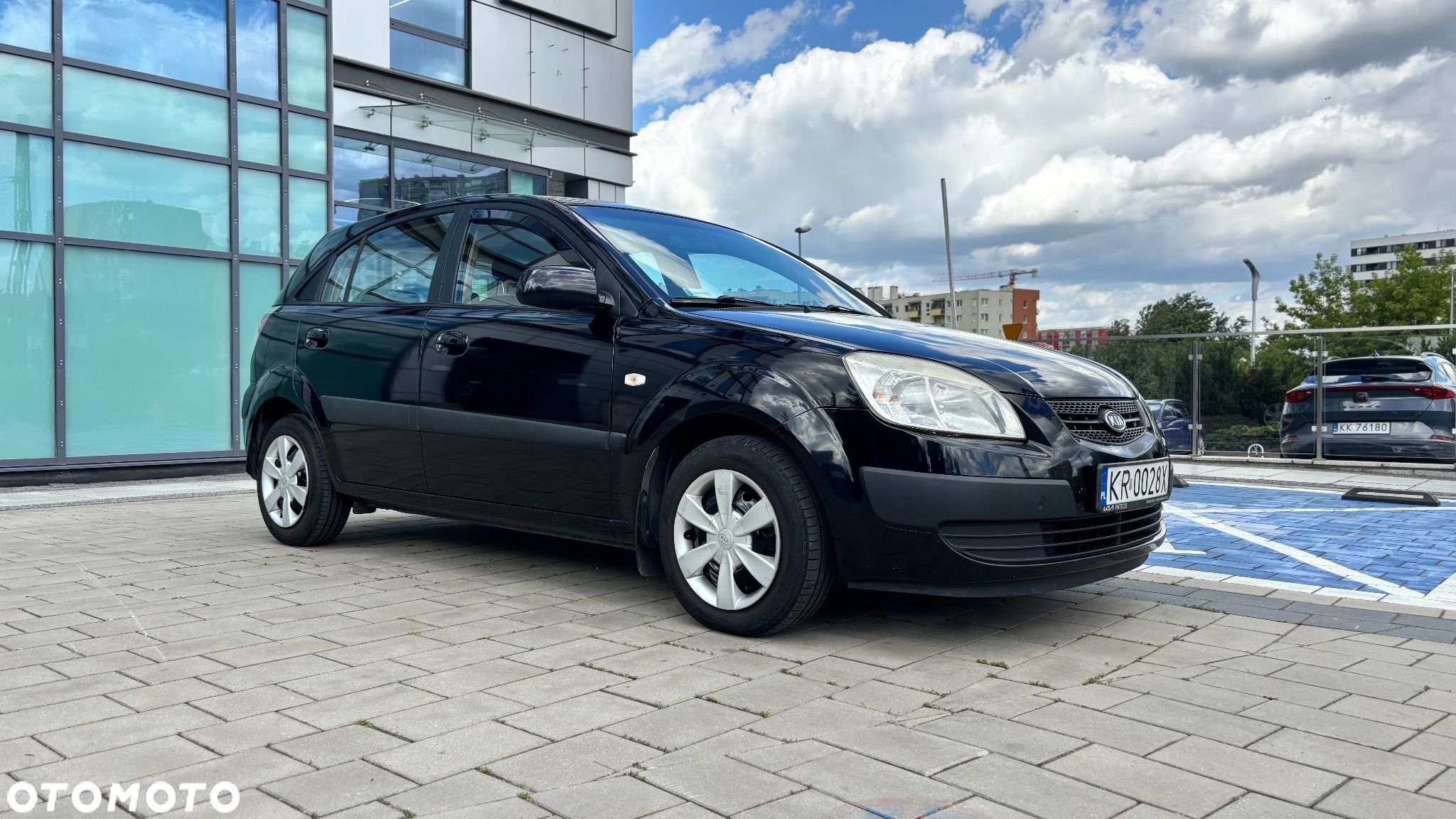 Kia Rio 1.4 Comfort - 1