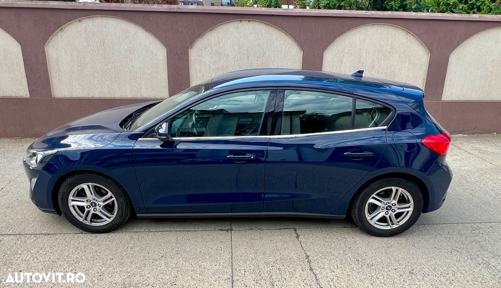 Ford Focus 1.5 EcoBlue Connected - 9