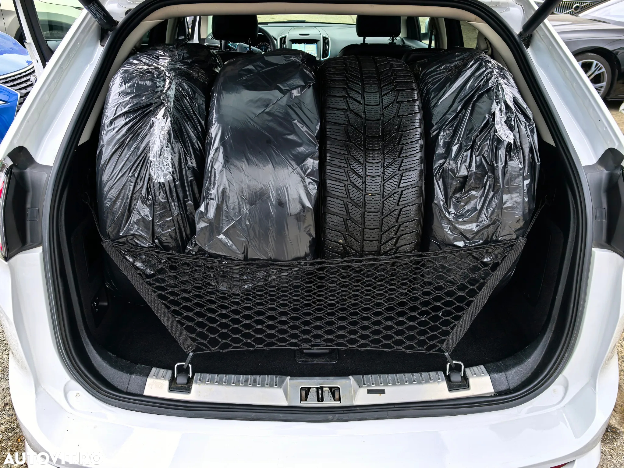 Ford Edge 2.0 TDCi Bi-Turbo 4x4 ST-LINE - 10